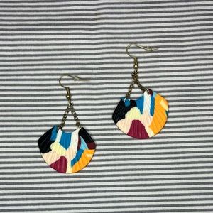 multicolored textured ear rings